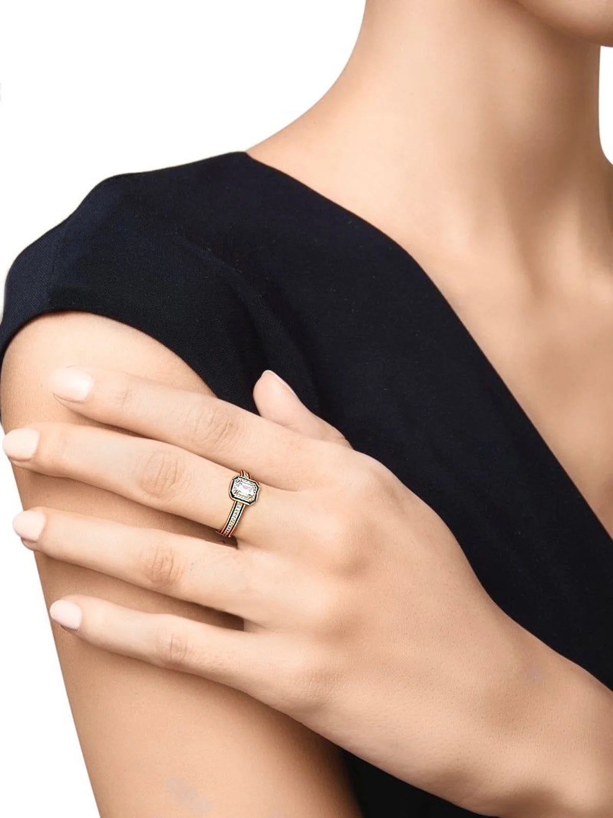 APIR Claw Inlaid Grandmother Cut 5A Square Zircon Ring for Women Man K Gold Plated Rose Gold Fashion Luxury Quality Jewelry Ring