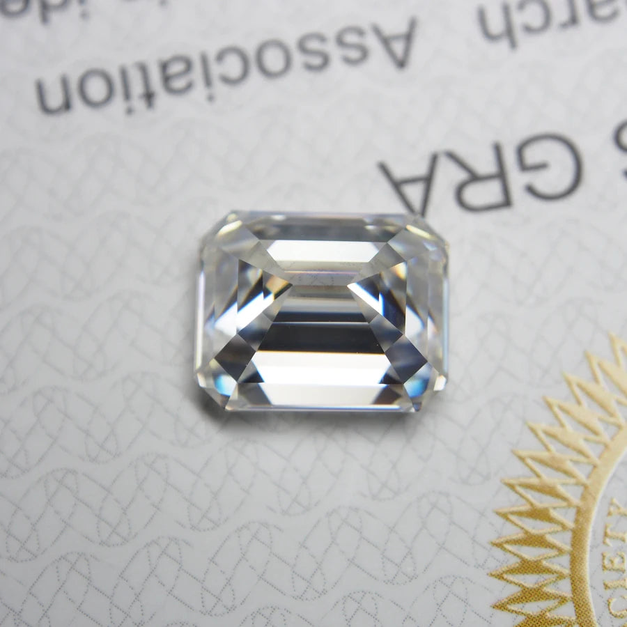 Earrings D Color Super White Moissanite Diamond Round / Oval / Pear / Radiant / Emerald / Heart / Princess / Cushion / Asscher Shape