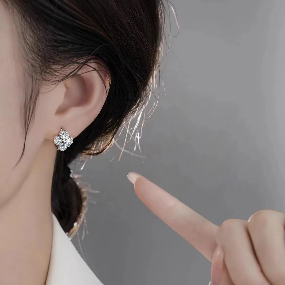 PT950 Clover Moissanite Earrings Full Diamond Ear Climbers  Platinum Jewelry Wholesale Lucky Luxury Gift for Womenearrings for w