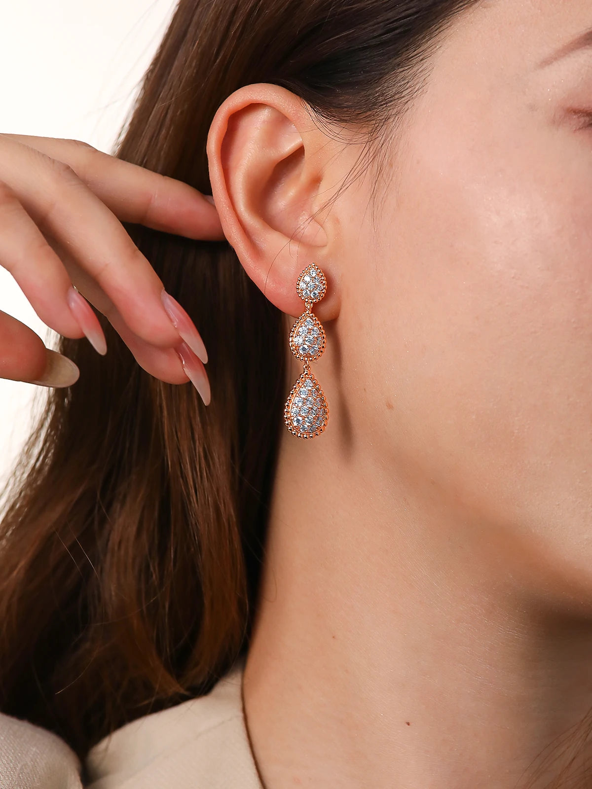 TYYL Vintage Ear Clip Earrings for Women Luxury Jewelry Fashion Party Large Water Drop Design Gold Plated Eardrop Stud Earring