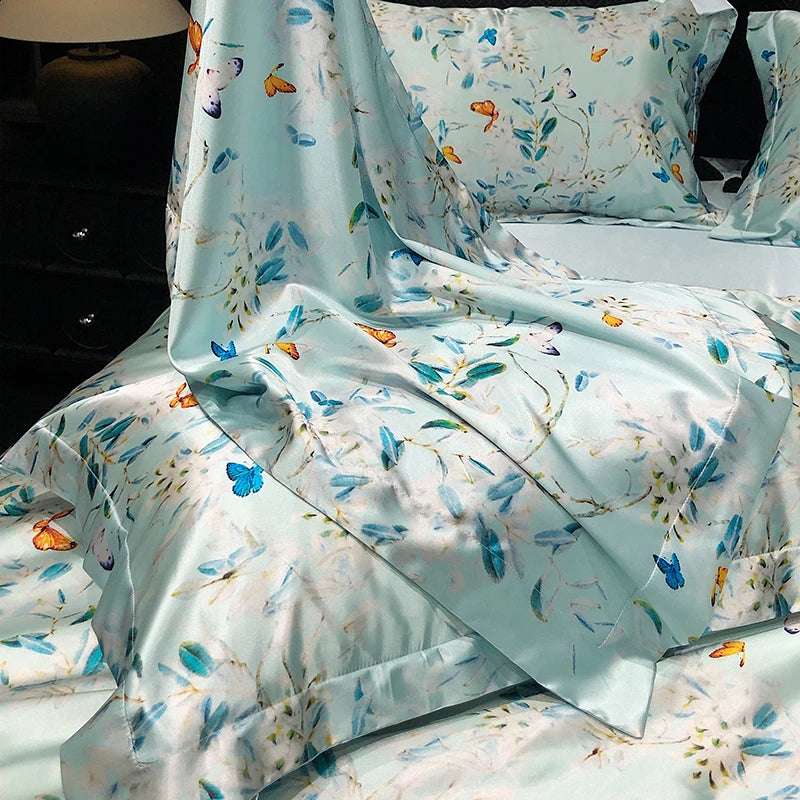 Luxury Palace Style Silk Bedding Set HighEnd Soft Silky Satin Quilt Cover Set Printed Queen King Duvet Cover Gift for Your Lover