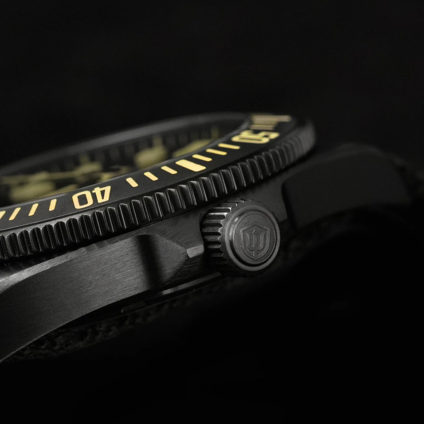 Watchdives EXD 38mm Titanium Watch Exchangeable X Design  VH31 Sweep Second Movement Quartz Watches Luminous  Waterproof  200M