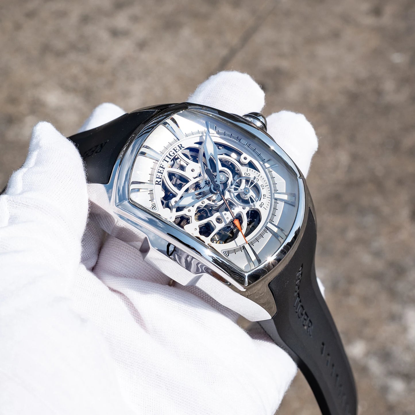 Reef Tiger Men's 316L Stainless Steel Skeleton Automatic Watch Wine Barrel Hollow Waterproof Mechanical Sport Watches RGA3069-S