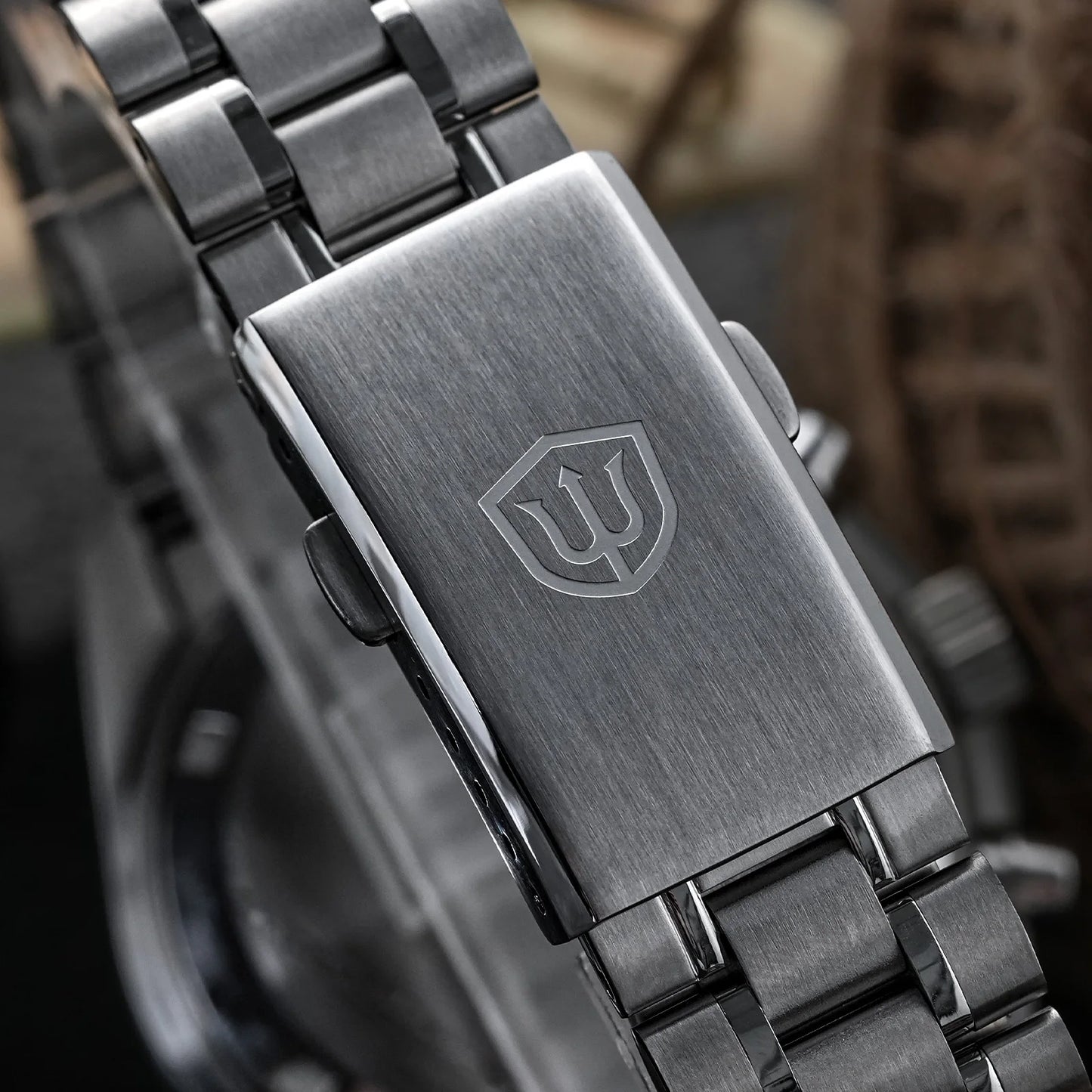 Watchdives WD1863 VK63 Quartz Chronograph Movement Bubble Sapphire Crystal 100m Waterproof Luminous 39mm Vintage Watches