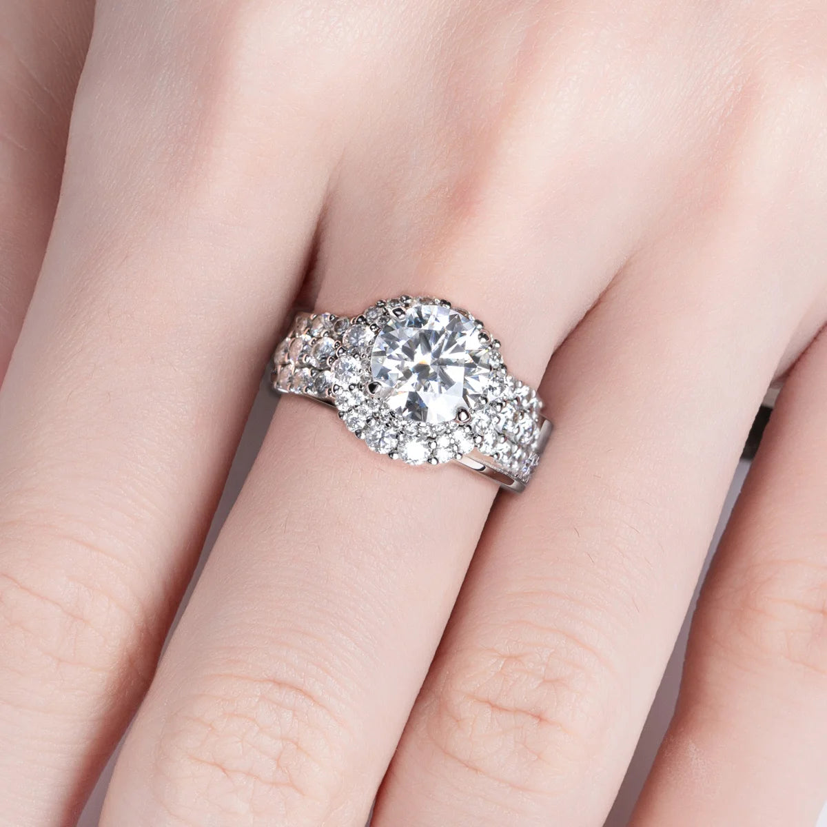 AnuJewel 4.92cttw D Color Moissanite Halo Engagement Ring 18K Gold Plated Luxury Wedding Band Rings For Women Jewelry Wholesale