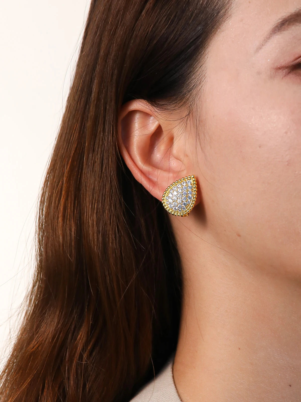 TYYL Vintage Ear Clip Earrings for Women Luxury Jewelry Fashion Party Large Water Drop Design Gold Plated Eardrop Stud Earring