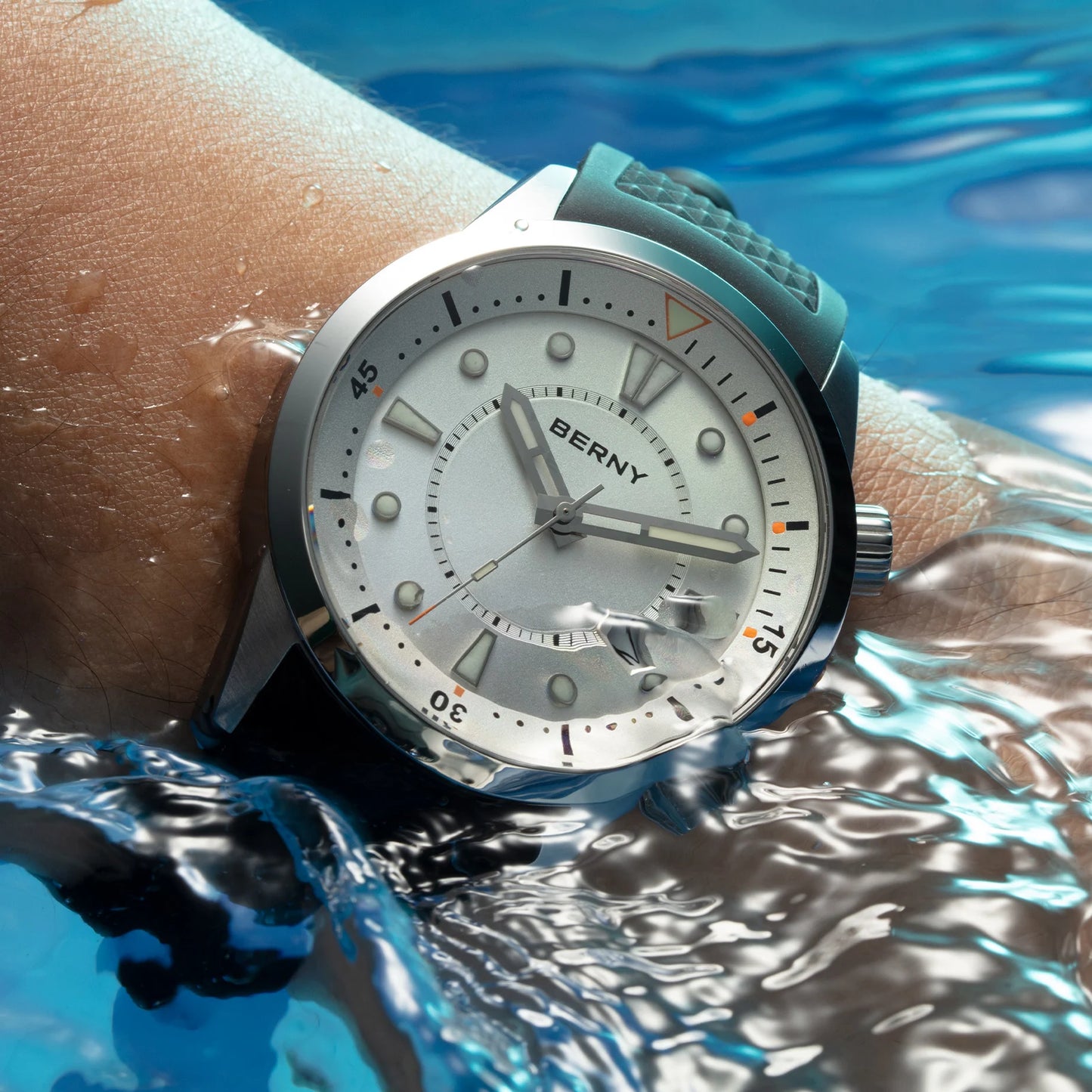 BERNY Automatic Diver Men Watch 200M Waterproof Miyota 8215 Sappire AR Coated Silicone Sports Swim Wristwatch Men's Diver Watch