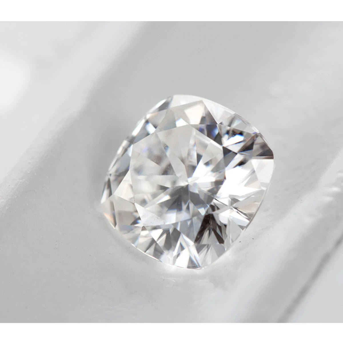 5ct Cushion Cut 3 Stone Moissanite Ring Gold With GRA Certificate D Color VVS1 Eternity Engagement Jewelry For Women Gifts Sale