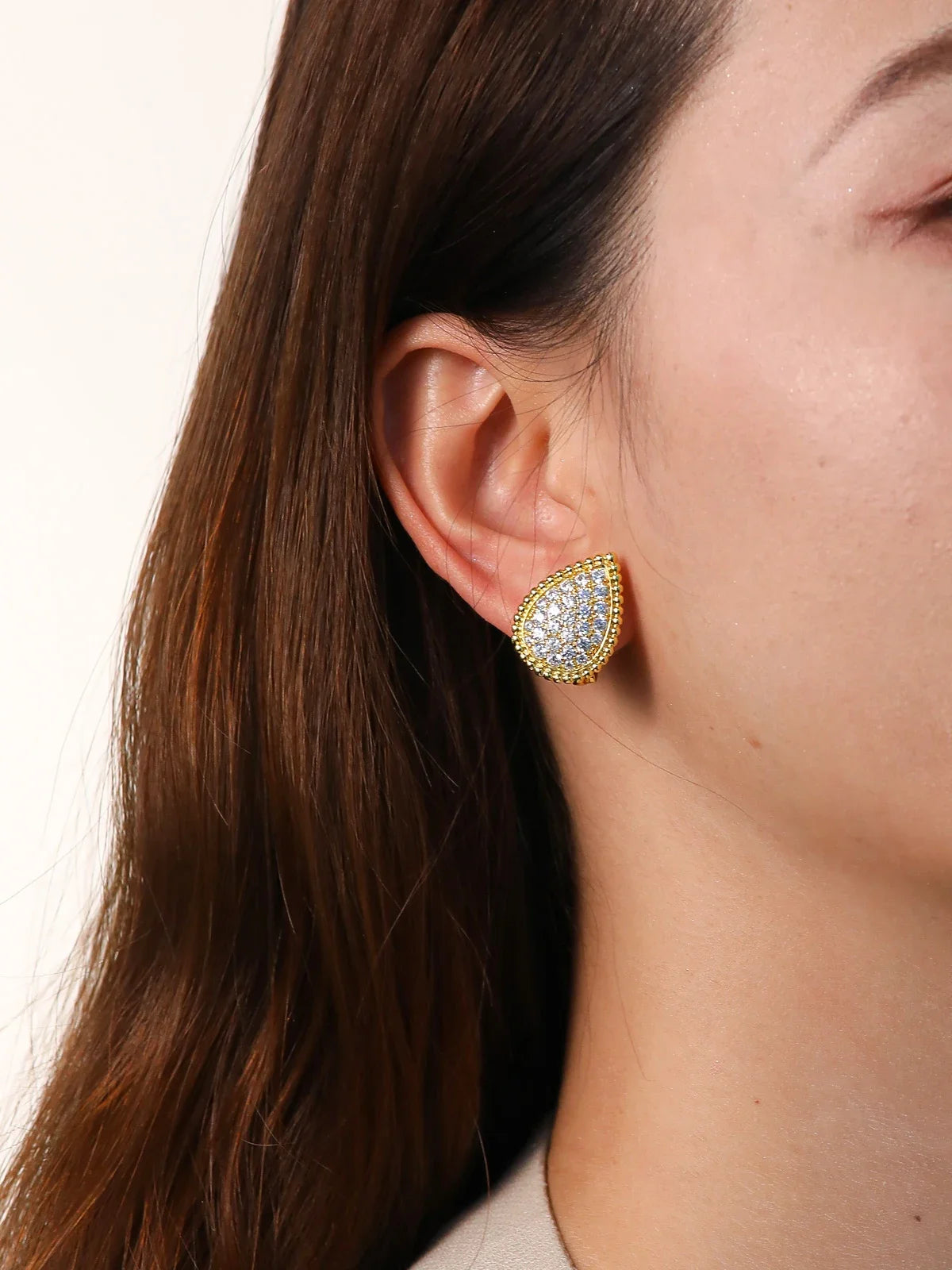 TYYL Vintage Ear Clip Earrings for Women Luxury Jewelry Fashion Party Large Water Drop Design Gold Plated Eardrop Stud Earring