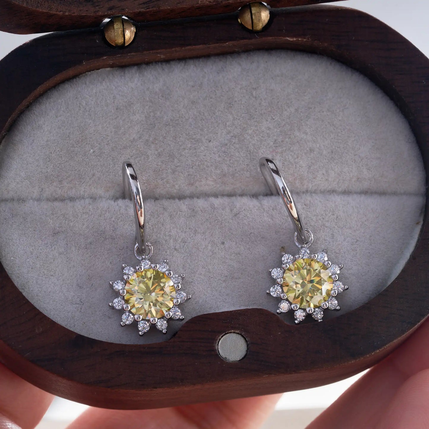 1ctx2pcs women pink royalblue gold color moissanite women drop earrings sunflower shape