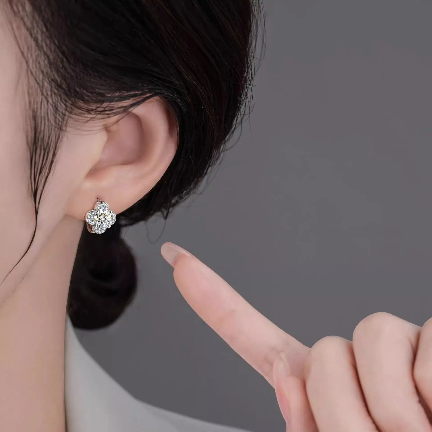 PT950 Clover Moissanite Earrings Full Diamond Ear Climbers  Platinum Jewelry Wholesale Lucky Luxury Gift for Womenearrings for w