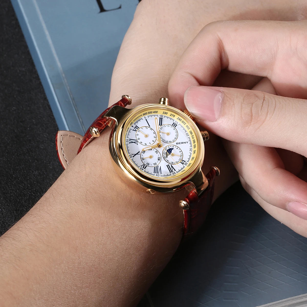 BERNY Retro-Automatikuhr für Herren mit Sonnen- und Mondphasenanzeige, luxuriöse mechanische Armbanduhr, leuchtende Möwe ST1652, klassische Herrenuhr