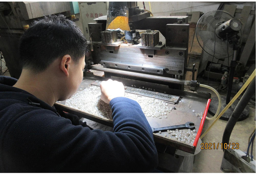 Earrings D Color Super White Moissanite Diamond Round / Oval / Pear / Radiant / Emerald / Heart / Princess / Cushion / Asscher Shape